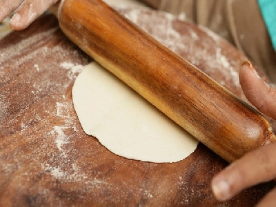 chapati wooden stick