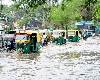 live : पहली मानसूनी बारिश में ही दिल्ली पानी पानी, सरकार ने बुलाई आपात बैठक