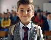 स्कूल में बच्चा रोज पहनता है टाई तो जान लें सेहत पर कैसे पड़ता है इसका प्रभाव