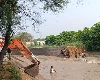 दिल्ली के बवाना में नहर का तटबंध टूटा, घुटनों तक भरा पानी