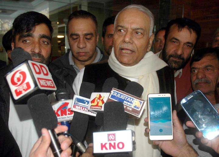 We came to Kashmir to understand, share pain of people: Sinha