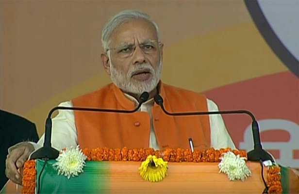 Moradabad rally: PM urges poor to help him in uprooting corruption