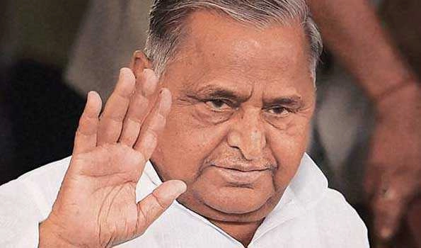 UP polls: Mulayam in star campaigner list of Lok Dal along with SP
