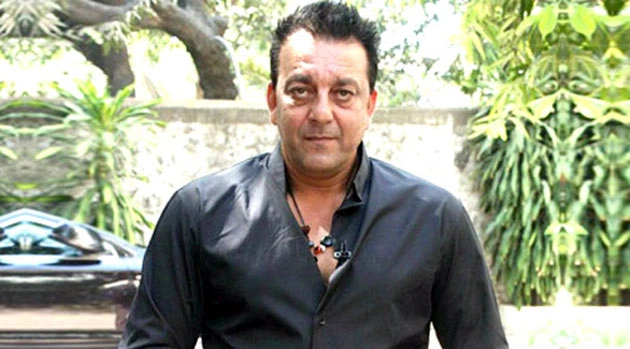 Sanjay Dutt brings his 'BEST' and looks amazing in Shamshera