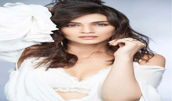 Kriti Sanon to star in Rahul Dholakia's thriller