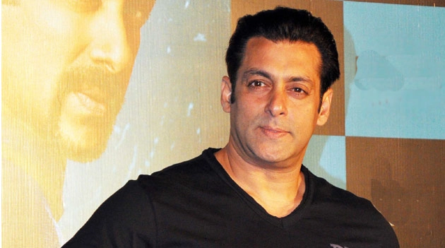Actor Salman Khan gets arms licence amid death threats