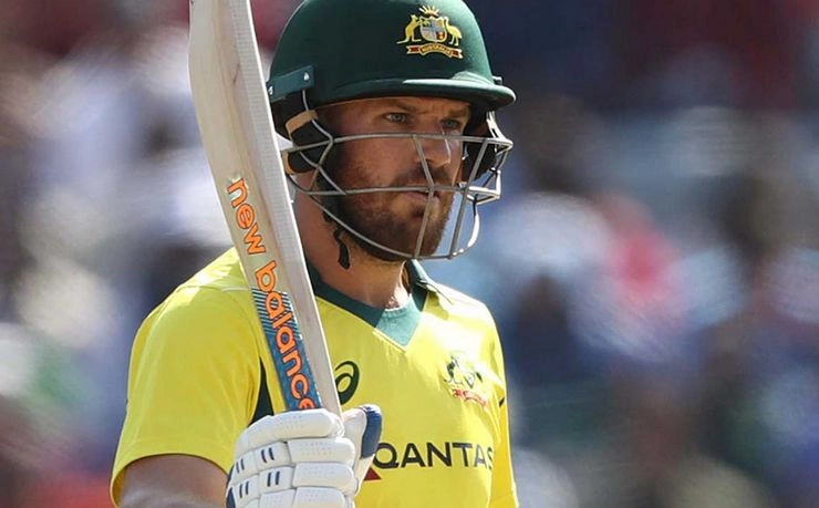 Oz Skipper Aaron Finch reprimanded after stump microphone incident
