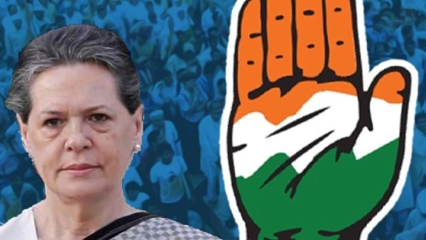 Sonia hoists tricolor on Cong's 135th foundation day, party takes out flag marches