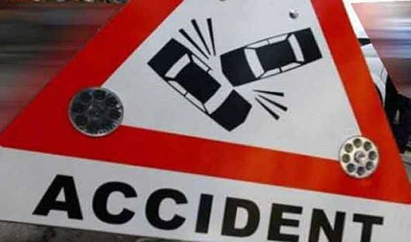 Tragic accident on Yamuna Expressway, bus jumps divider and collides with car in opposite lane, 5 dead