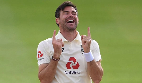 James Anderson keeps his place in England XI for 5th Ashes Test