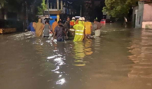 Unabated rains claim at least eight lives in Hyderabad (video)