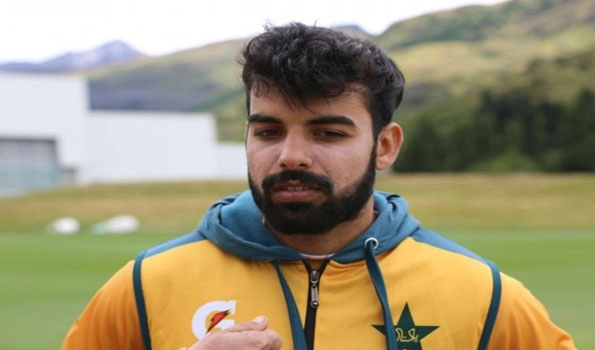 Pakistan’s Shadab Khan ruled out of S Africa, Zimbabwe tours due to toe injury