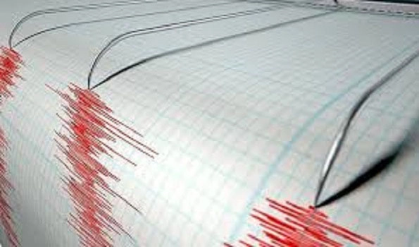 7.1 magnitude earthquake rocks Philippines, damages buildings, triggers landslides