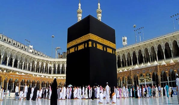 Millions reach Mecca for huge Hajj in Saudi heat
