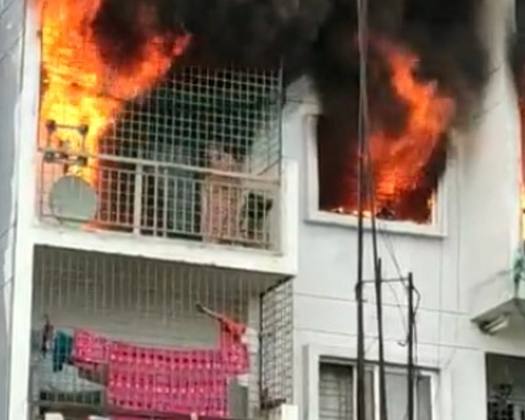 WATCH: Massive fire in Bengaluru flat, woman burnt alive