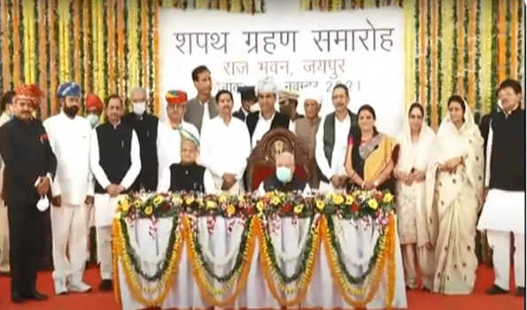 Rajasthan Governor administers oath to 11 Cabinet, 4 State Ministers