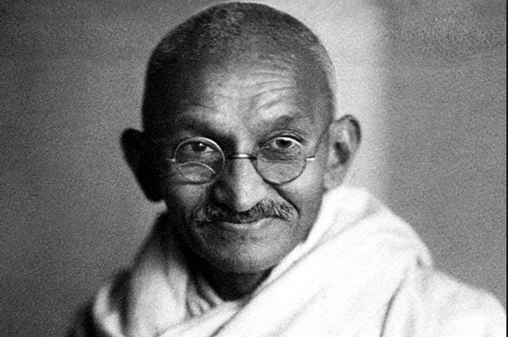 When Mahatma Gandhi faced an arrest warrant issued by 