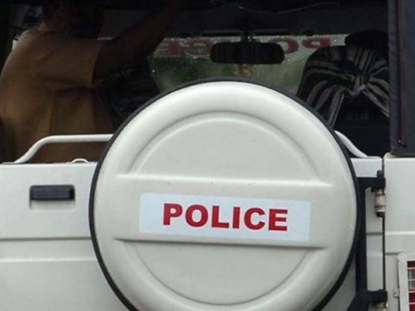 Uttar Pradesh: Sub-Inspector arrested for molesting woman constable in Firozabad