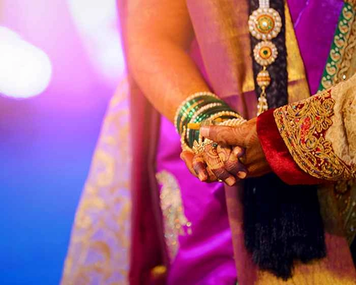 UP: Groom kisses bride after varmala, triggers brawl between both families; guest beaten with sticks, wedding called off; but girl insists ‘will marry him only’