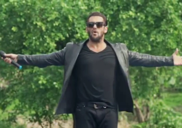 “Bhai ka swag”: Fans on Salman Khan new song ‘Dance With Me’