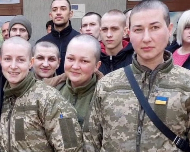 Female soldiers stripped naked, forced to cut their hair in Russian captivity: Ukraine