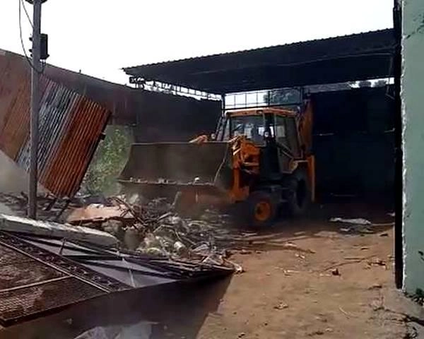 Delhi's Jahangirpuri awaits bulldozers days after violence