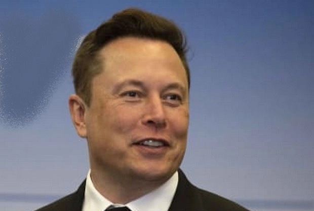 Elon Musk: 'Super bad feeling' about economy, Tesla to cut staff — report