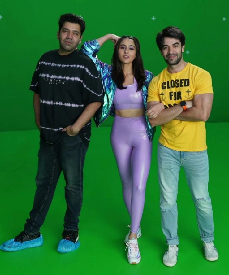 Sara Ali Khan shares BTS pic from her 'Shoot Day' with director Punit Malhotra and Collin D'Culha; wonder what's cooking?