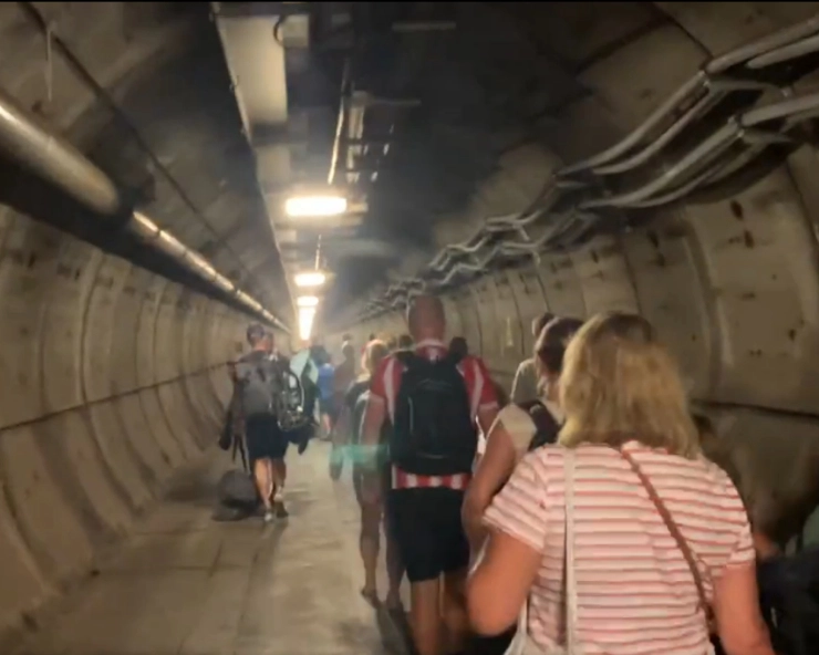 VIDEO: Passengers stranded for 5 hours in tunnel beneath English Channel as train breaks down en route to France