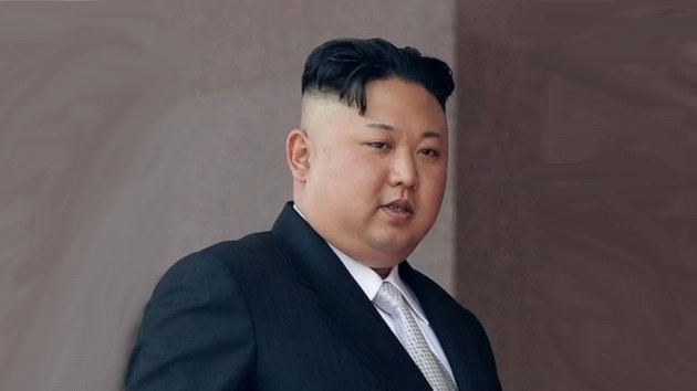 North Korea: Kim Jong Un visits troops with daughter (PICS)
