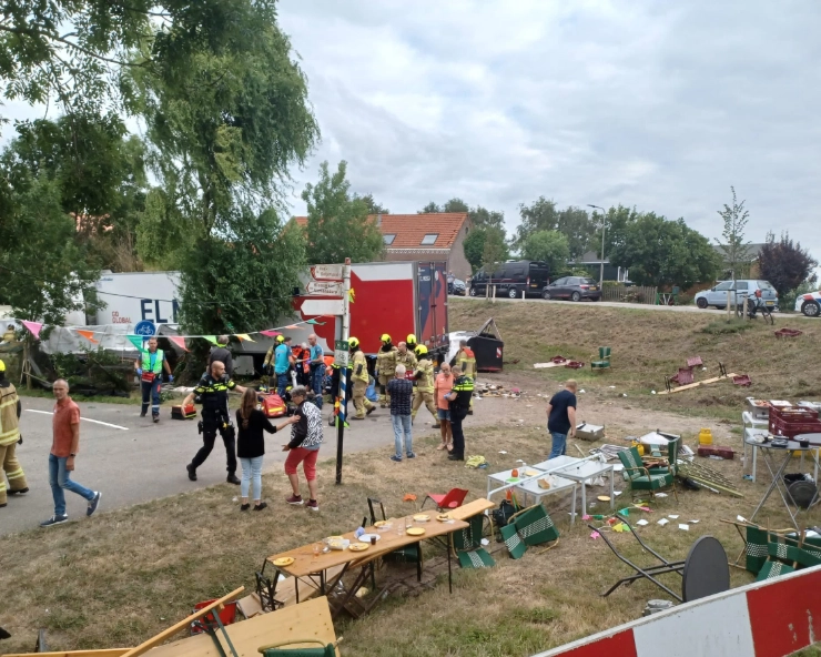 6 dead after truck veers into Dutch barbecue revellers (VIDEO)