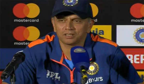 Coach Dravid calls for calm as India experiment in Sri Lanka series