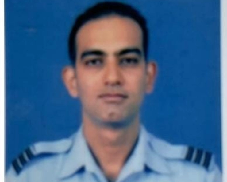 Wing Commander Sumedh Ashok Jamkar awarded Vayu Sena Medal for 2021 Uttarakhand rescue operation