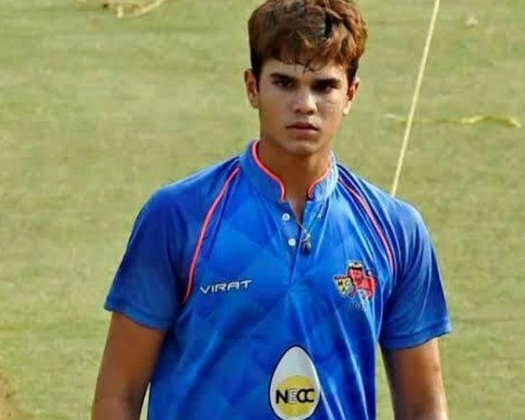 Arjun Tendulkar has inherited his father Sachin's temperament: Sunil Gavaskar