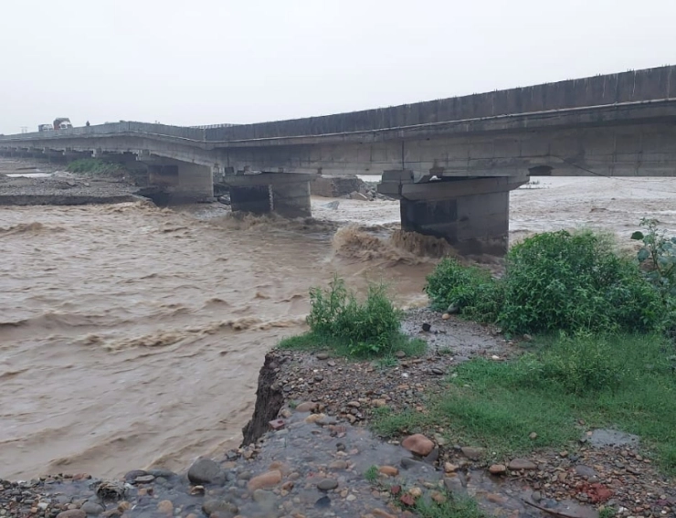 Jammu bridge damaged due to heavy rains