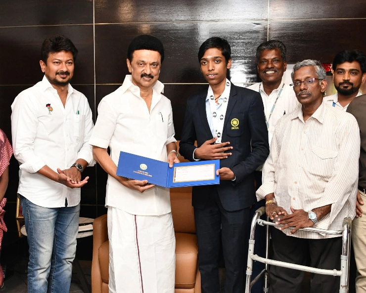 After rousing reception, Chess prodigy Praggnanandhaa meets CM Stalin, Rs 30 lakh reward announced