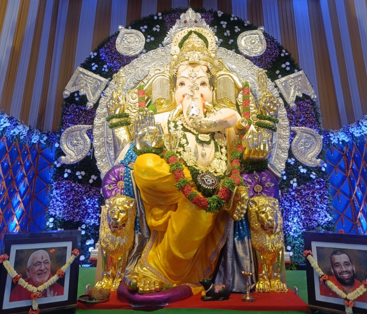 WATCH - India's richest Lord Ganesha idol unveiled in Mumbai, with insurance cover of Rs 360 crore