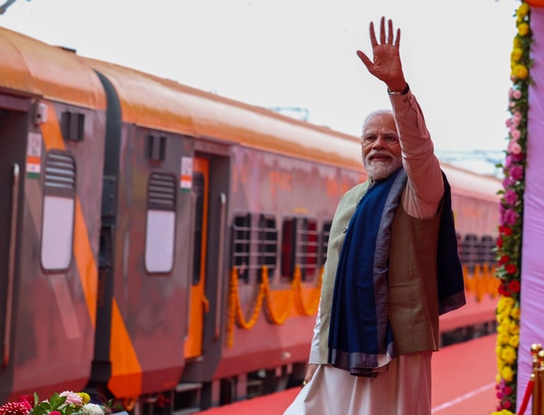 PM Modi inaugurates revamped Ayodhya Dham junction railway station in UP