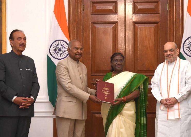 High level committee submits report on 'one nation one election' to President Murmu