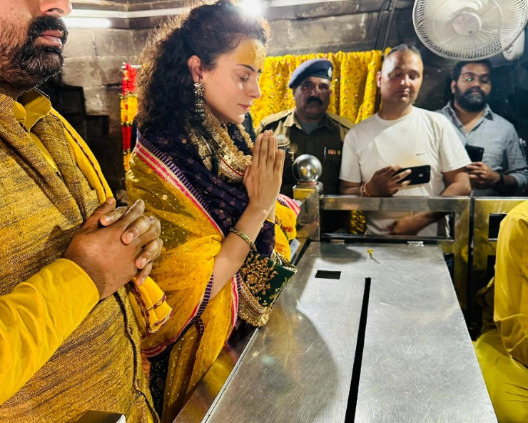 Kangna Ranaut pays obeisance at Baglamukhi temple in Kangra