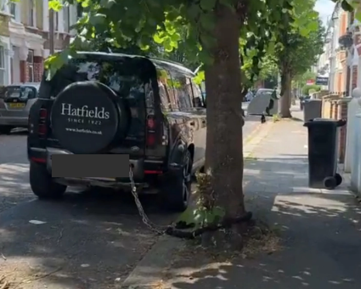 London shocker! Land Rover owners 'chain vehicles to trees' to stop it being stolen, video goes viral - WATCH