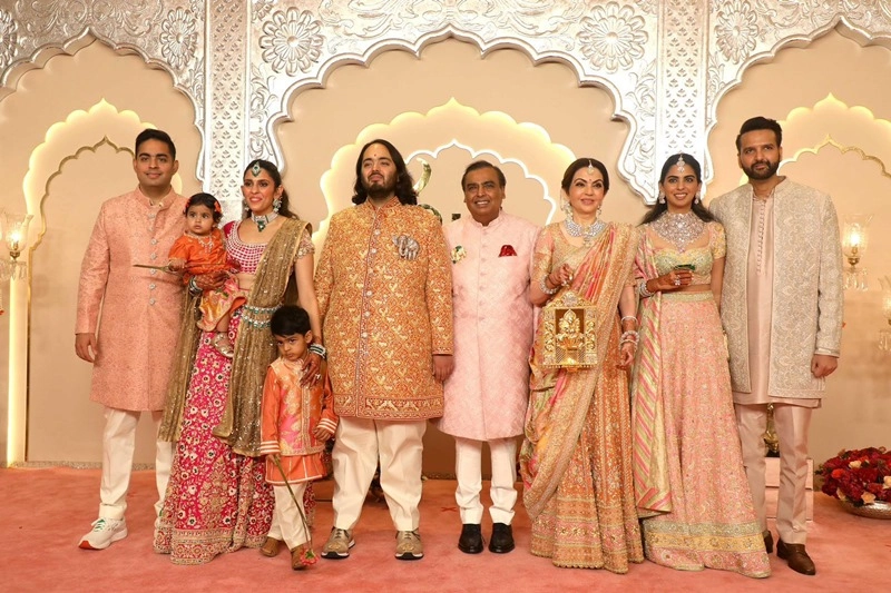 Bollywood and Cricket Stars turn heads at Anant Ambani wedding