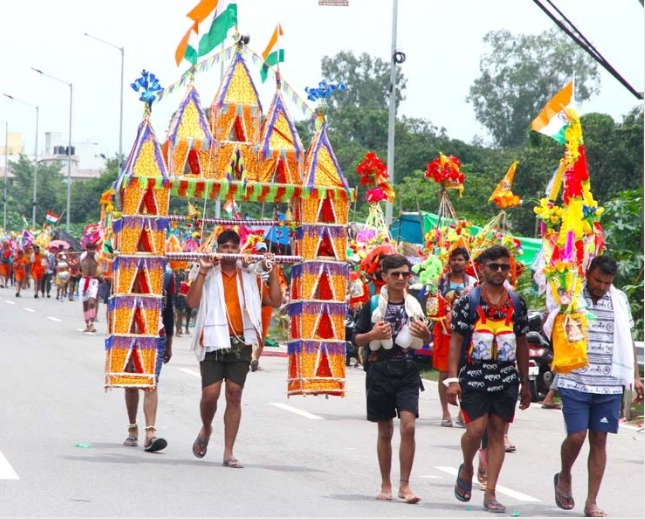 Religious identification order for Kanwar yatra sparks outrage