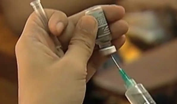 રસીકરણમાં ગુજરાત દુનિયાના વિકસિત દેશો કરતાં આગળ, પ્રતિ ૧૦૦ વયસ્કોને ડોઝ આપવામાં ગુજરાત વિશ્વમાં અવલ્લ