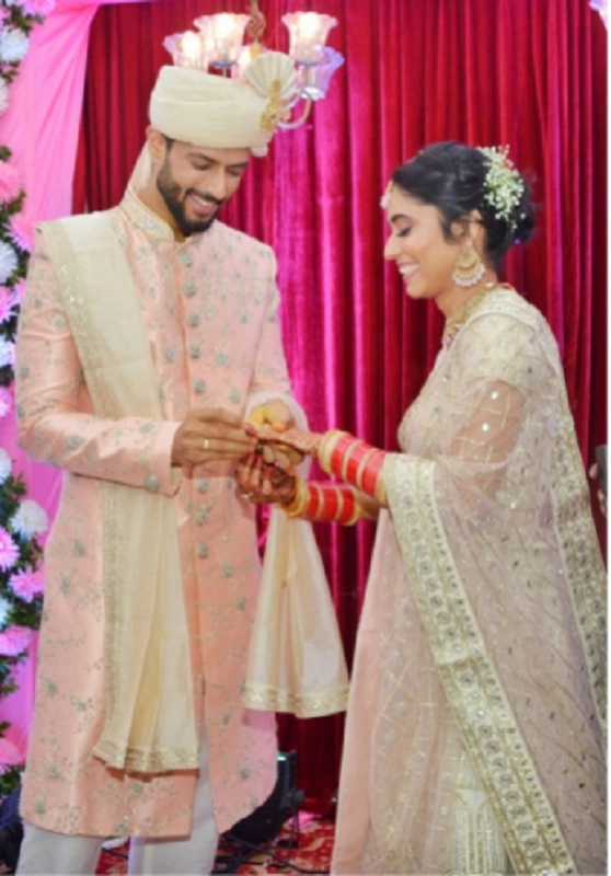 ક્રિકેટર શિવમ દુબેએ અંજુમ ખાન સાથે કર્યા લગ્ન, મુસ્લિમ રીતિ રિવાજથી લગ્નને લઈને ચર્ચા