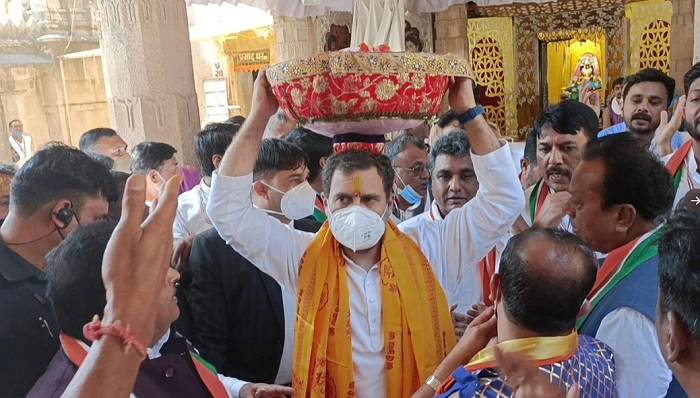 રાહુલ ગાંધી ગુજરાતની મુલાકાતે, દ્વારકાધિશના ચરણોમાં શિશ ઝુકાવી ચૂંટણીનું રણશિંગુ ફૂંક્યું