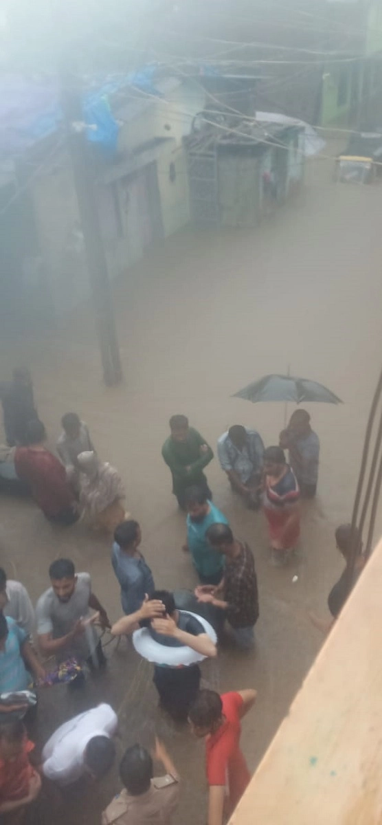 છોટાઉદેપુર જિલ્લામાં ધોધમાર વરસાદ, તંત્ર દ્વારા હાથ ધરાઇ બચાવ અને રાહત કામગીરી