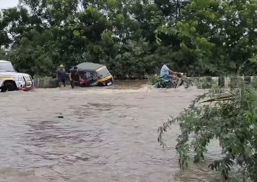 kutch rain