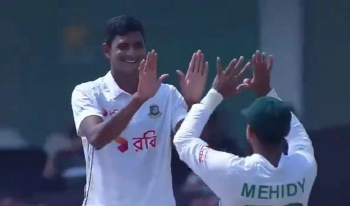 bangladesh bowler