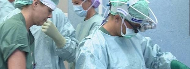 अब जुड़ जाएगा आदमी का कटा सिर - Head transplant, Science, Italy, Doctors